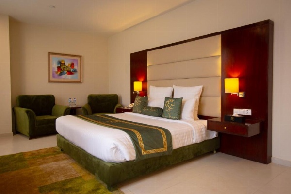 Nine Tree Luxury Hotel & Suites Lahore image 13
